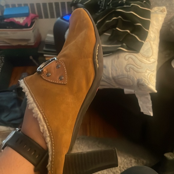 Mule - Picture 2 of 4